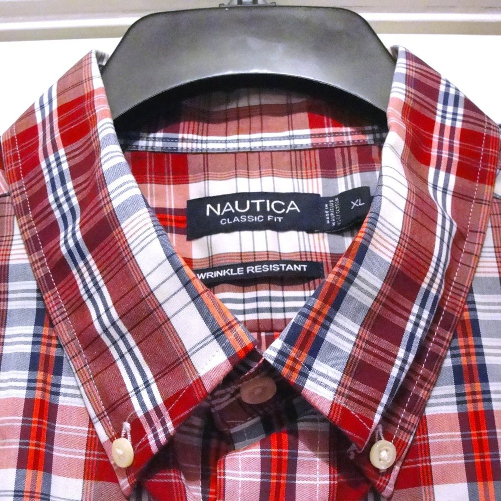 Nautica SS XL Wrinkle Resistant Red Orange Blue White.